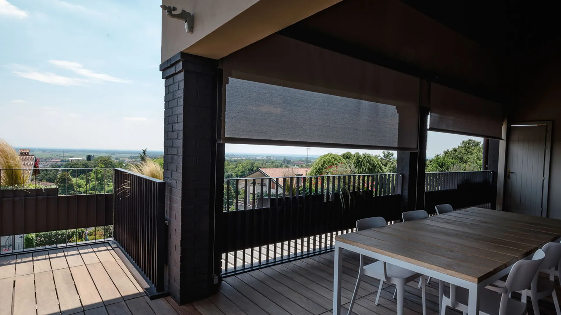 Integrated perimeter awnings 2