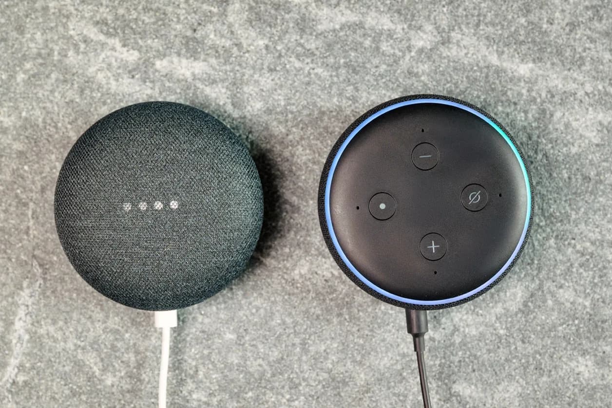 Com integração de Amazon Alexa ou Google Home para uma experiência inteligente